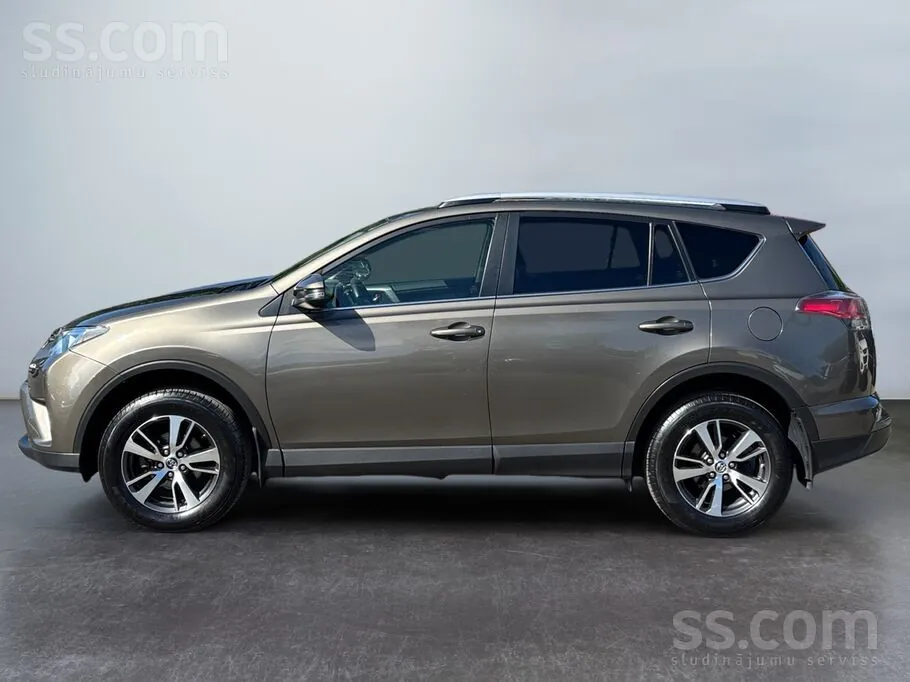 Toyota Rav4 2016 photo 2