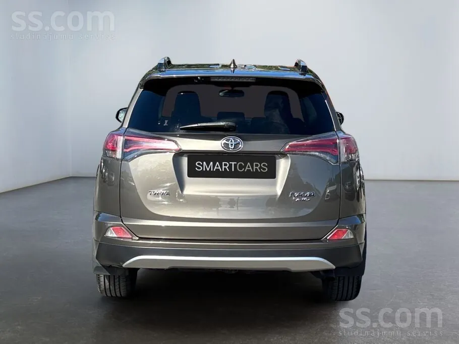 Toyota Rav4 2016 photo 4
