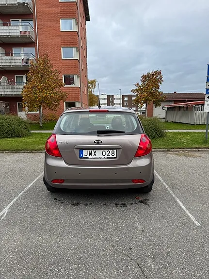 Kia Ceed 2007 photo 4