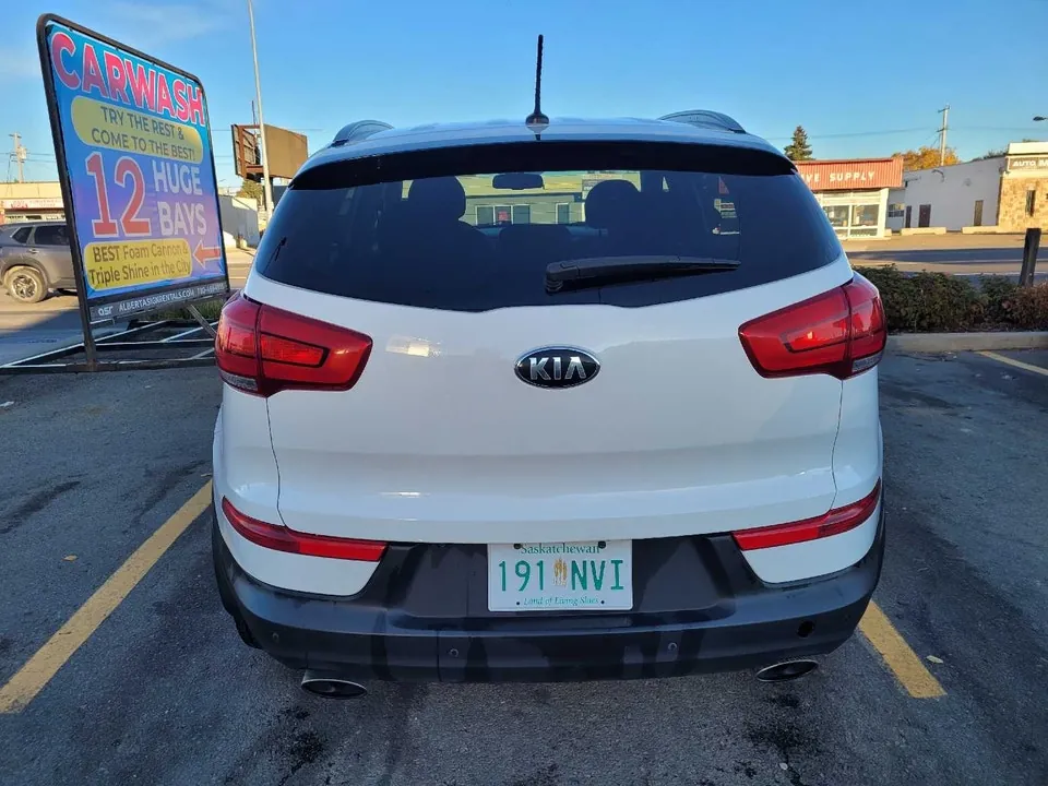 Kia Sportage 2015 photo 2