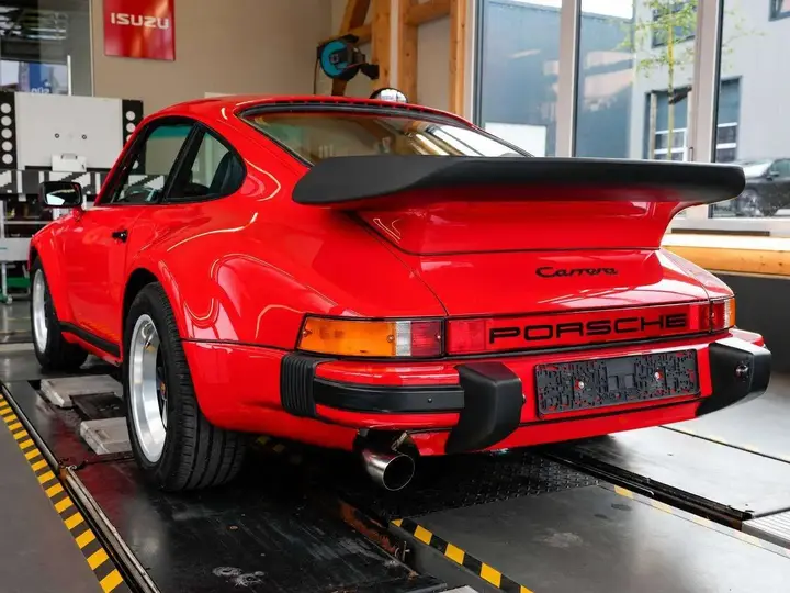 Porsche 911 1984 photo 5