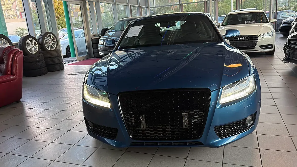 Audi A5 2010 photo 2