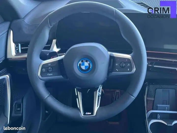 BMW Ix1 2026 photo 5