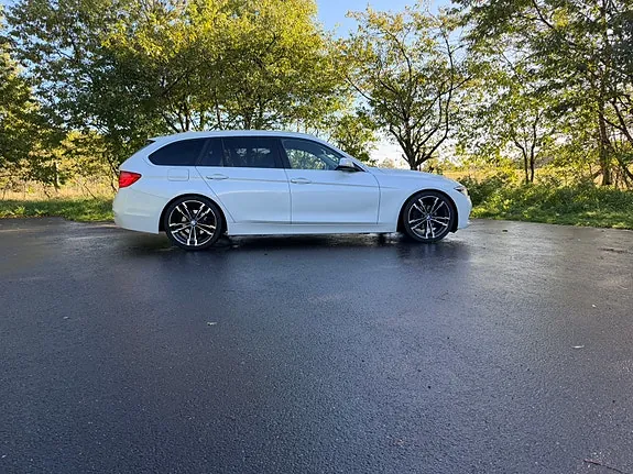 BMW 320I