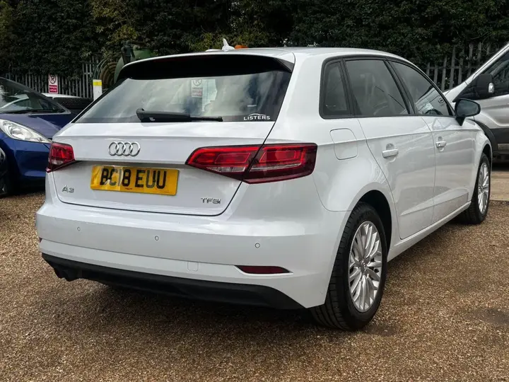 Audi A3 2018 photo 3