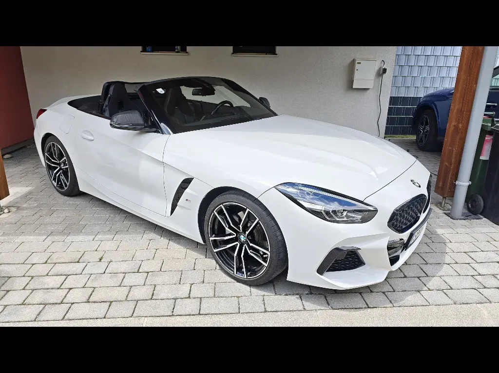 BMW Z4 2021 photo 2
