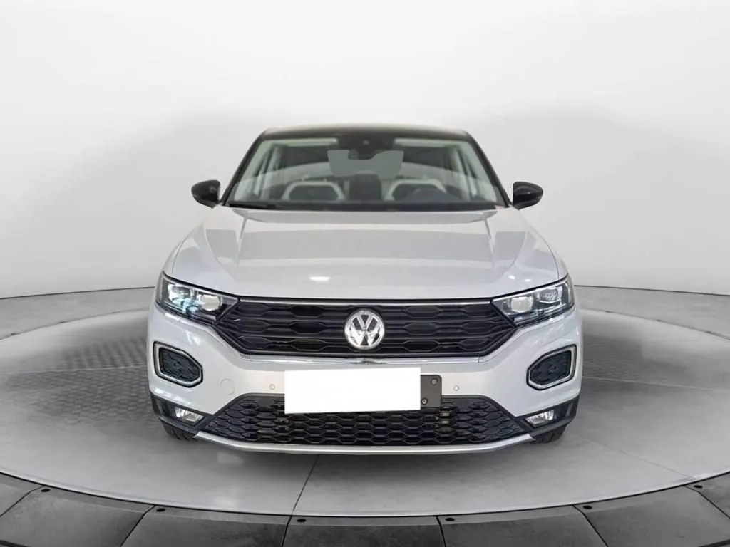 Volkswagen T-Roc 2018 photo 2