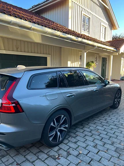 Volvo V60 2019 photo 3