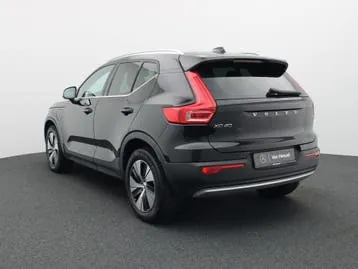 Volvo Xc40 2022 photo 2