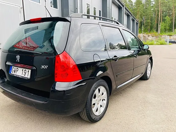 Peugeot 307 2008 photo 4