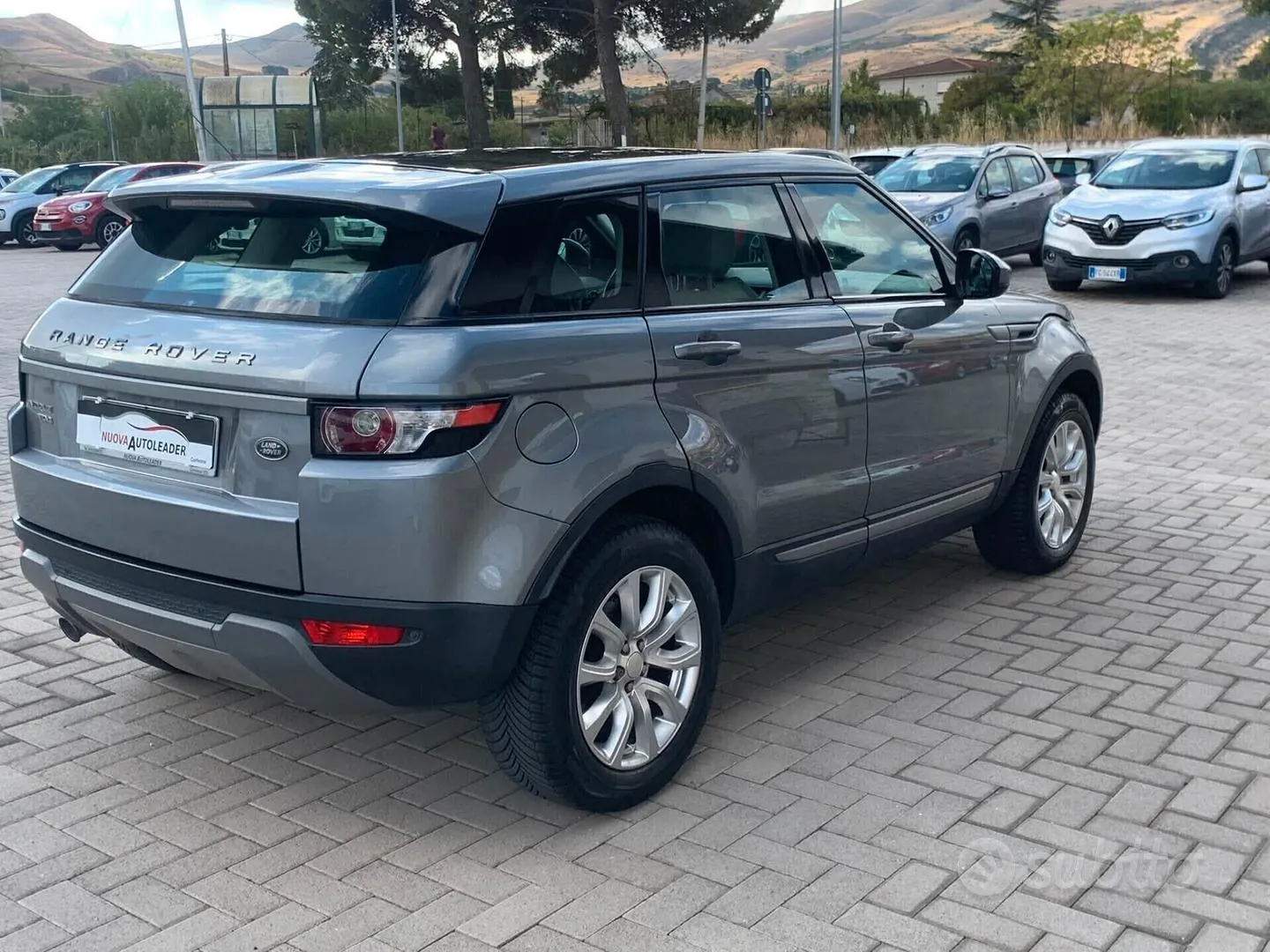 Land Rover Evoque 2014 photo 4