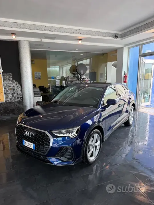 Audi Q3 2023 photo 3