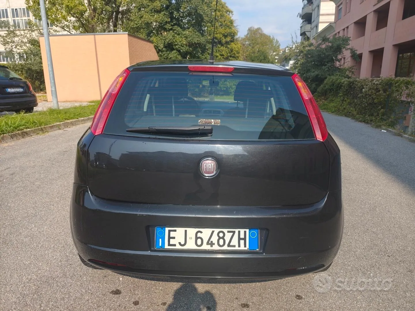 Fiat Grande Punto 2011 photo 5
