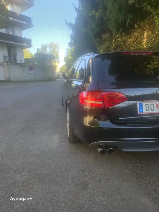 Audi A4 2011 photo 3