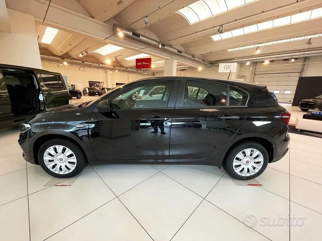 Fiat Tipo 2024 photo 2