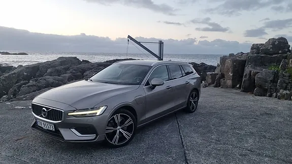 Volvo V60 2019 photo 3