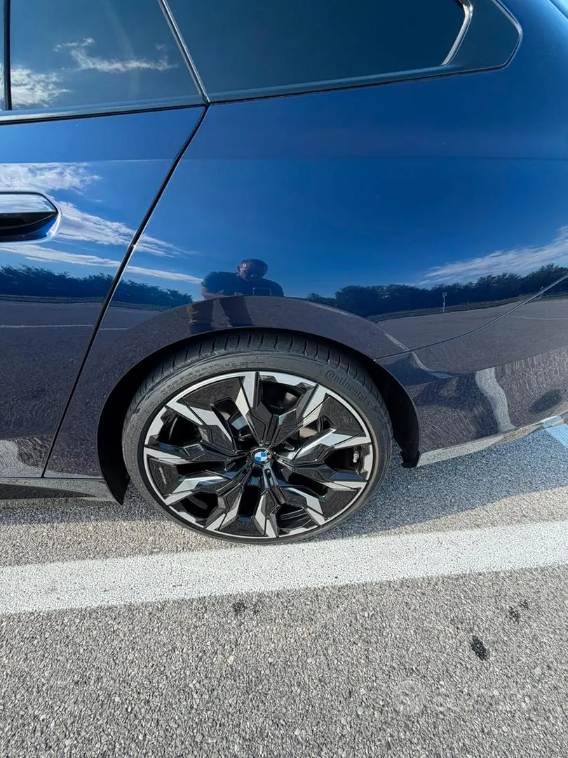 BMW 520D 2024 photo 5