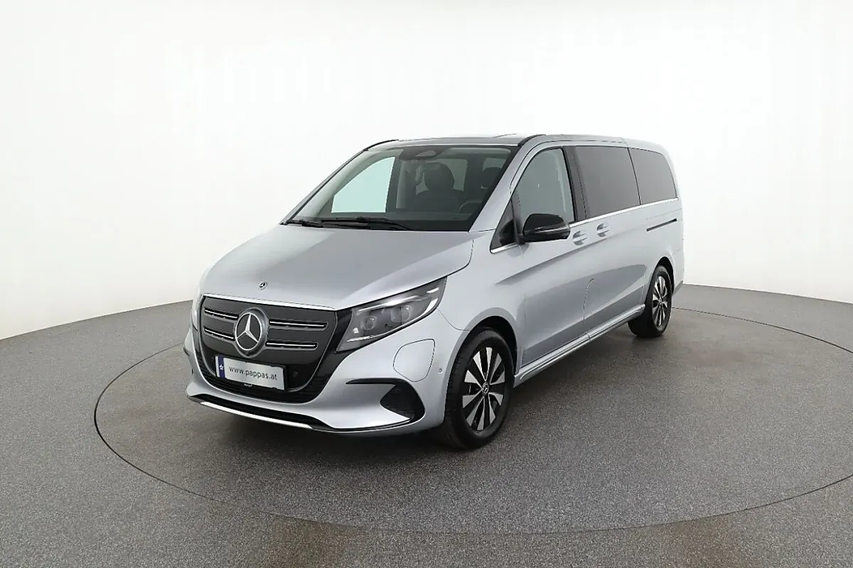 Mercedes-Benz Eqv 2025 photo 2