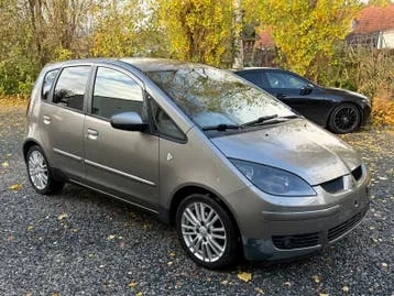 Mitsubishi Colt 2007 photo 2