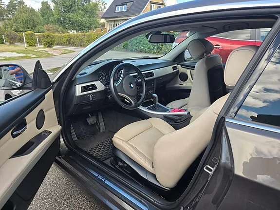 BMW 325D 2011 photo 3