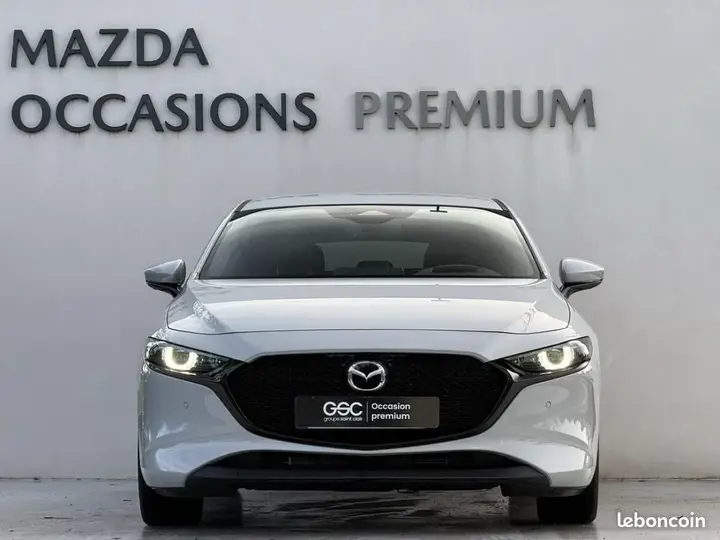 Mazda 3 2025 photo 3