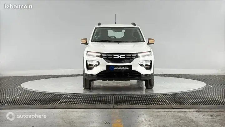 Dacia Spring 2023 photo 2