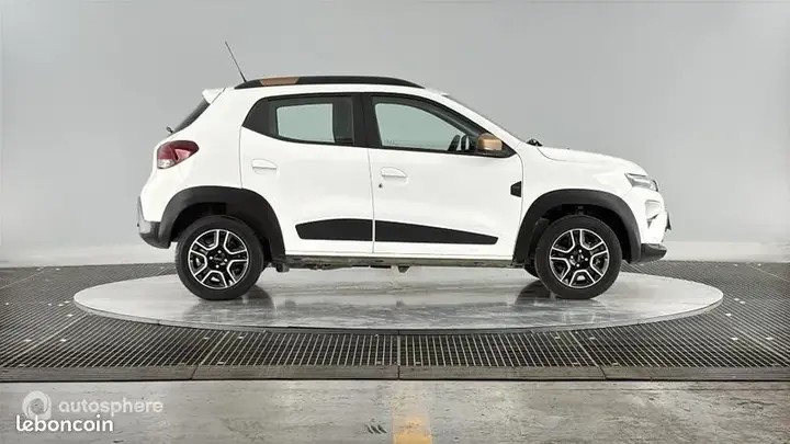 Dacia Spring 2023 photo 4