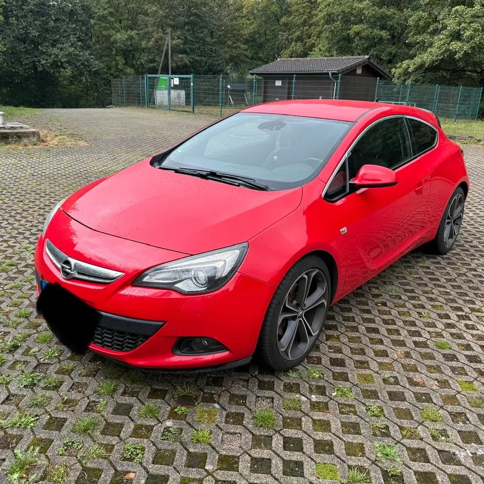 Opel Astra J Gtc
