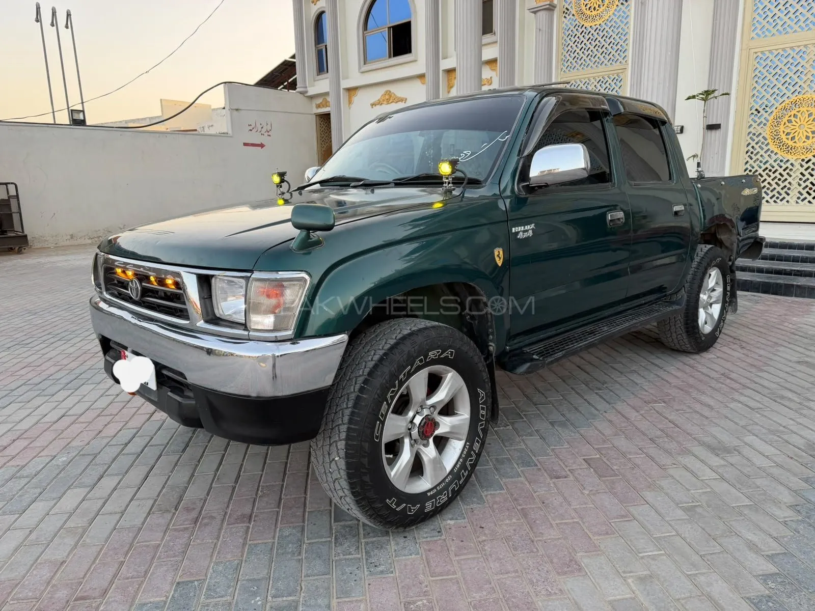 Toyota Hilux
