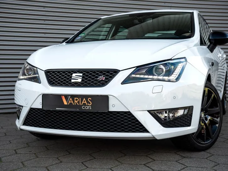 Seat Ibiza 2017 photo 2
