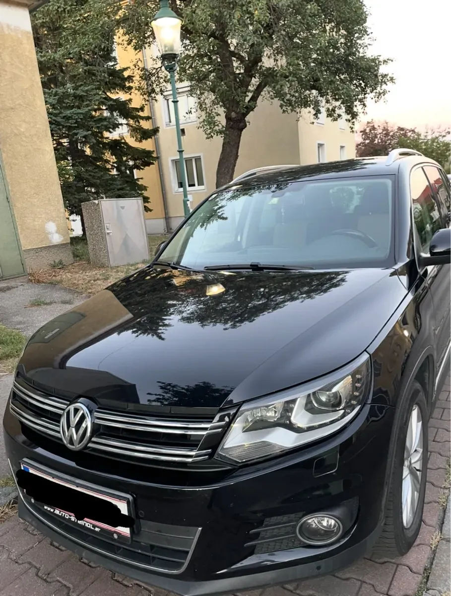 Volkswagen Tiguan 2012 photo 2