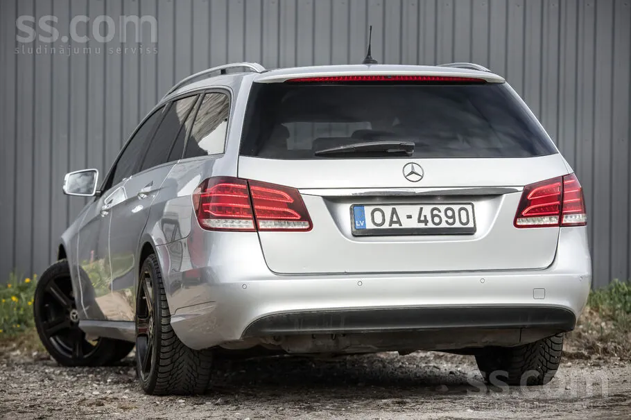 Mercedes-Benz E250 2015 photo 5