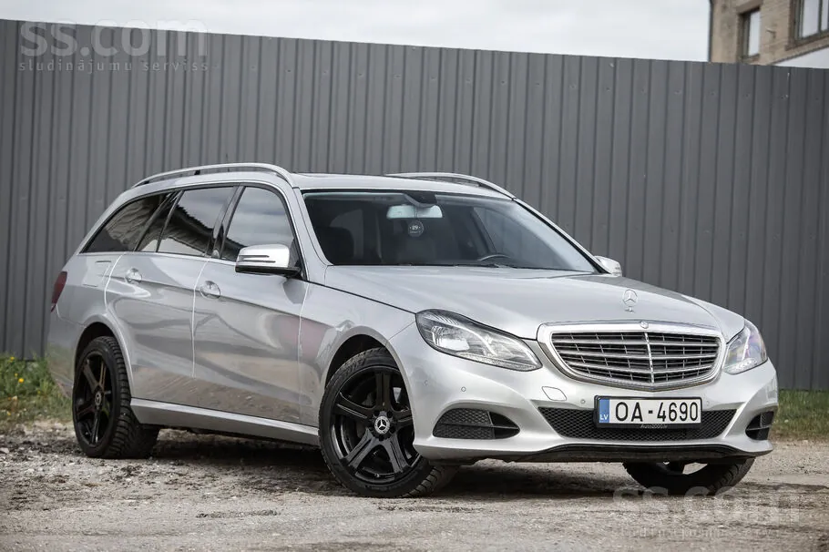 Mercedes-Benz E250 2015 photo 2