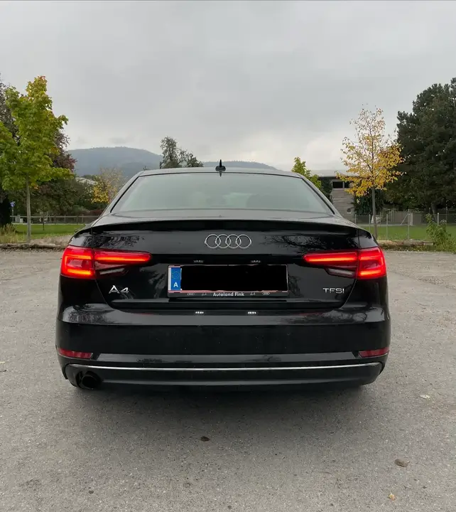 Audi A4 2016 photo 2