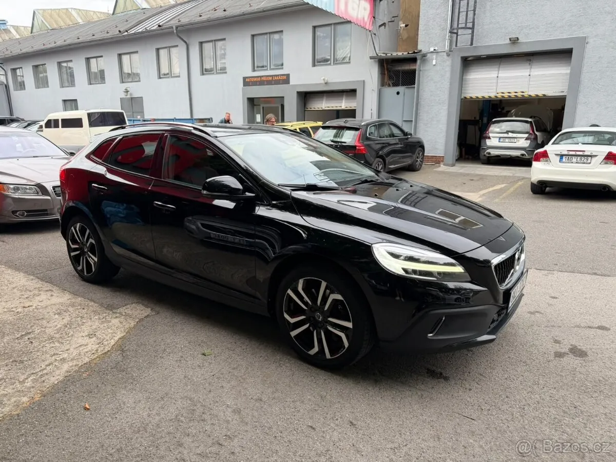 Volvo V40 2016 photo 3