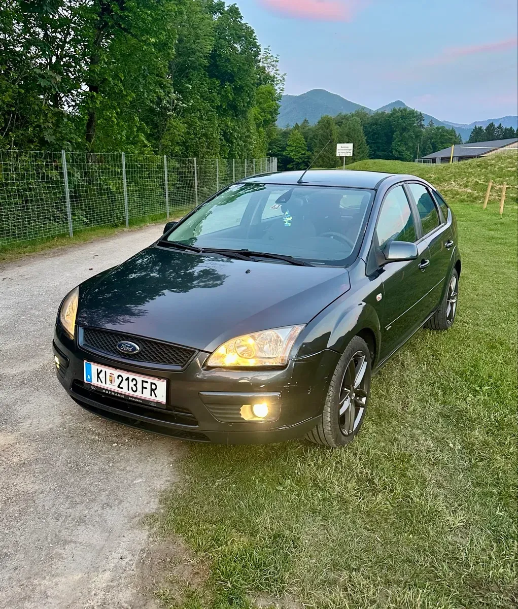 Ford Focus 2007 photo 2