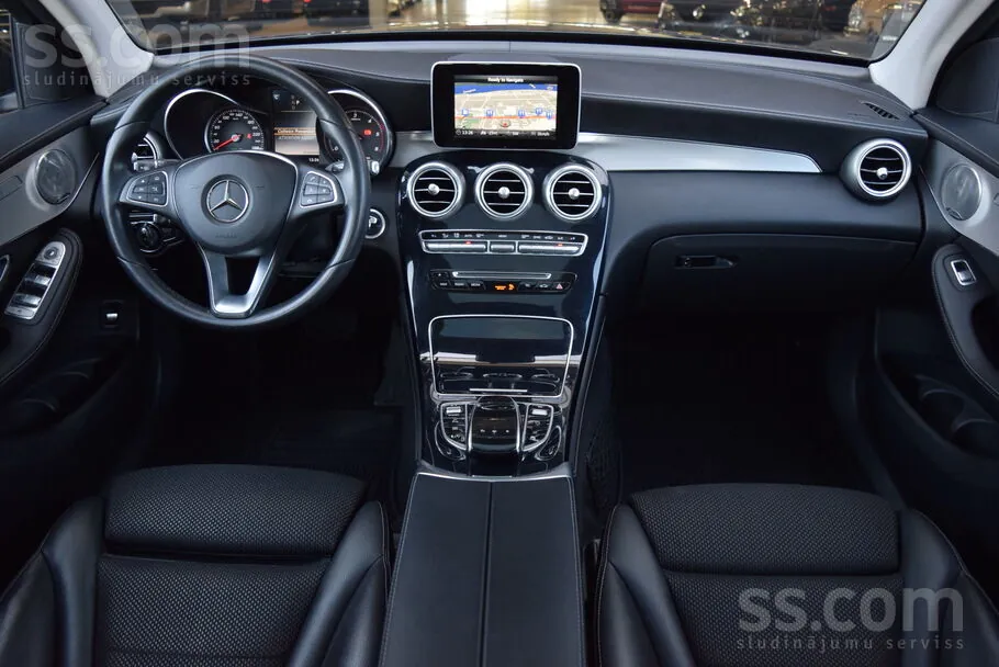Mercedes-Benz Glc 2016 photo 4