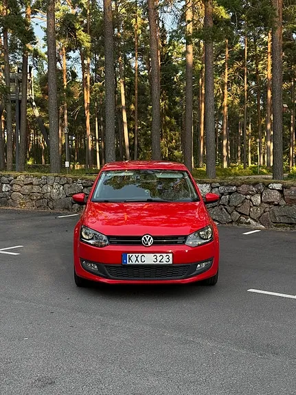Volkswagen Polo 2011 photo 2