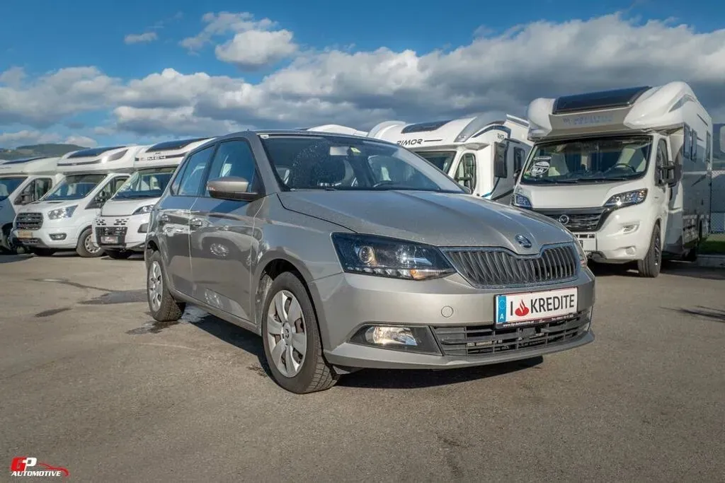 Skoda Fabia 2015 photo 3