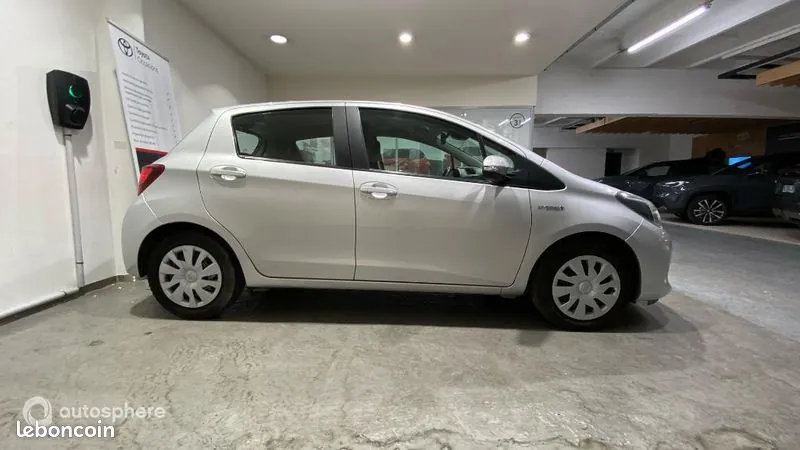 Toyota Yaris 2016 photo 4