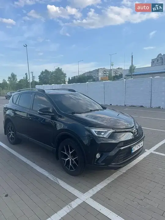 Toyota Rav4 2016 photo 2