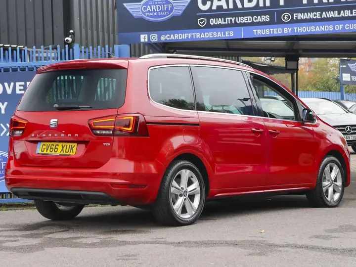Seat Alhambra 2017 photo 2
