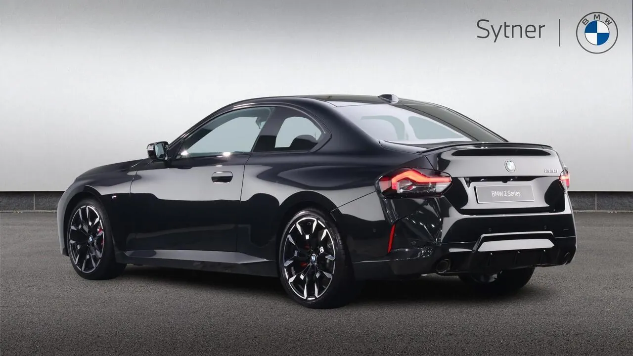BMW 2 Series 2026 photo 2