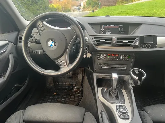 BMW X1 2012 photo 3
