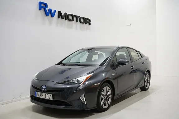 Toyota Prius 2016 photo 2