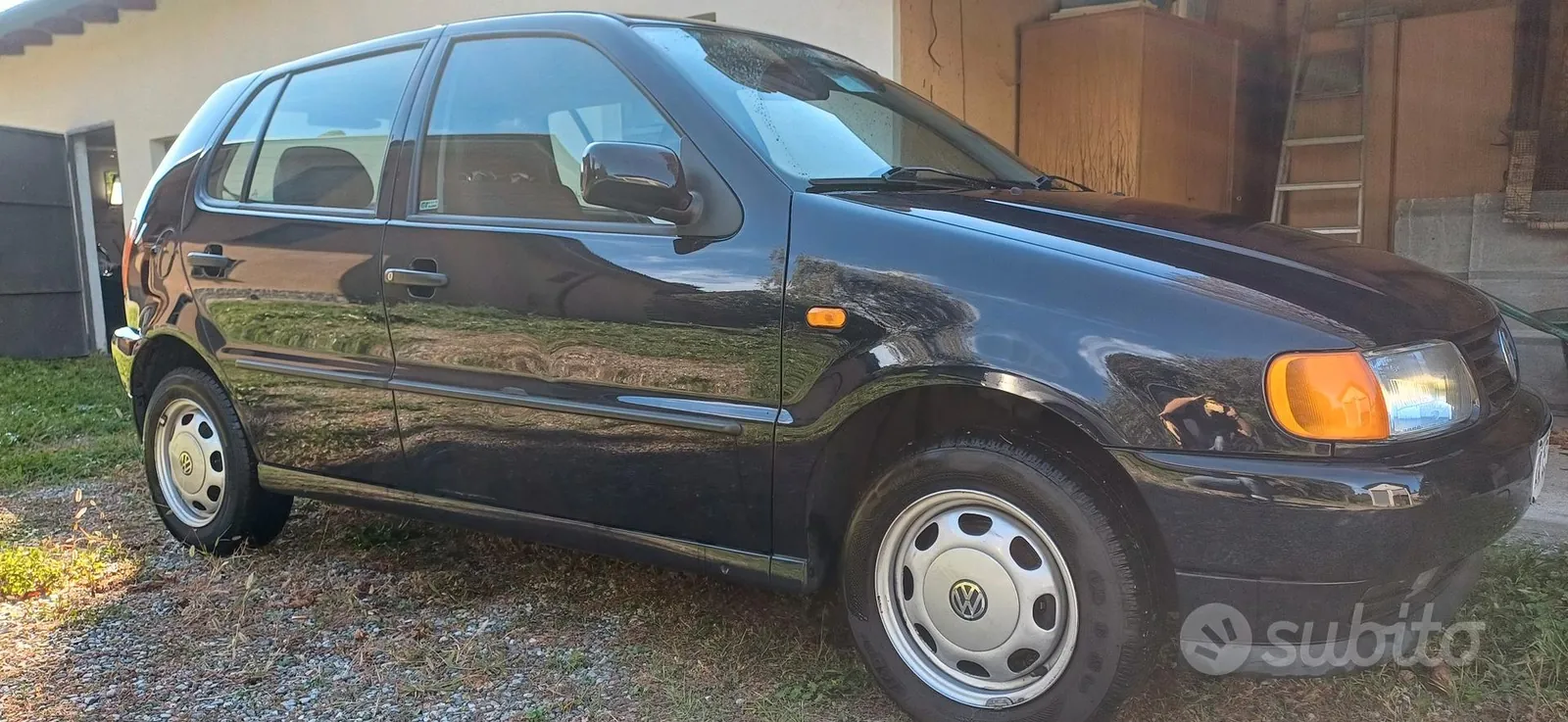 Volkswagen Polo 1998 photo 2