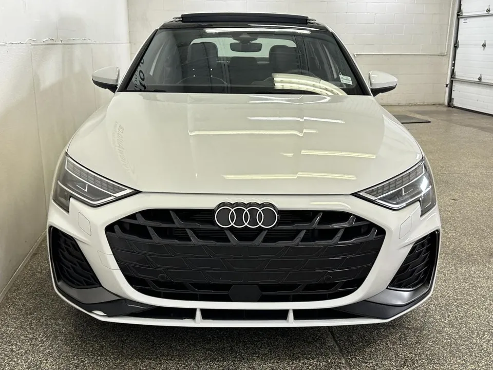 Audi A3 2025 photo 2