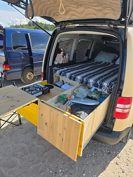 Volkswagen Caddy 2010 photo 4