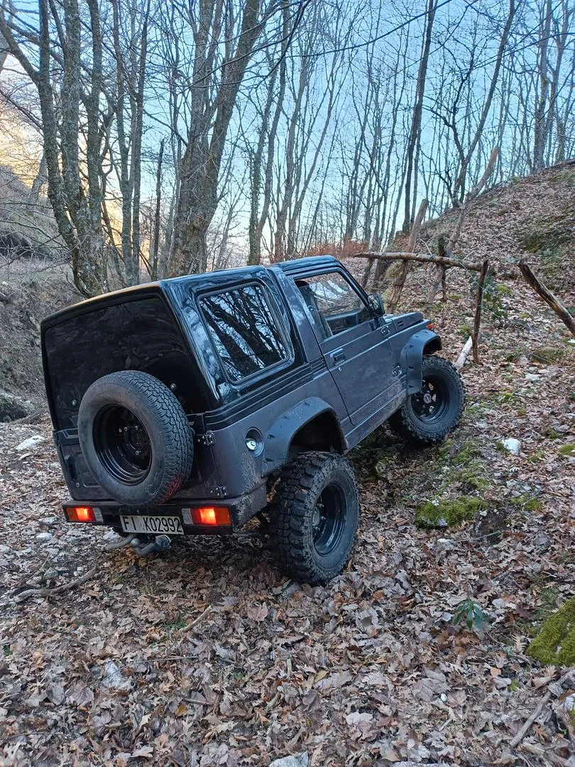 Suzuki Samurai 1989 photo 4