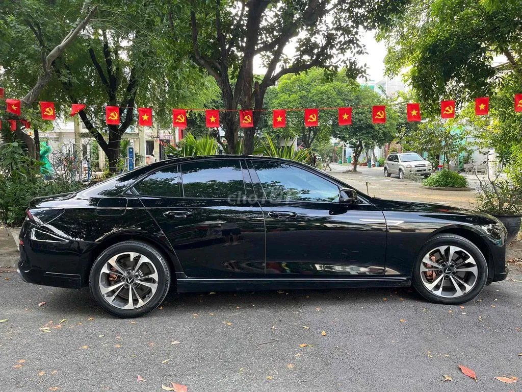 Vinfast Lux A2.0